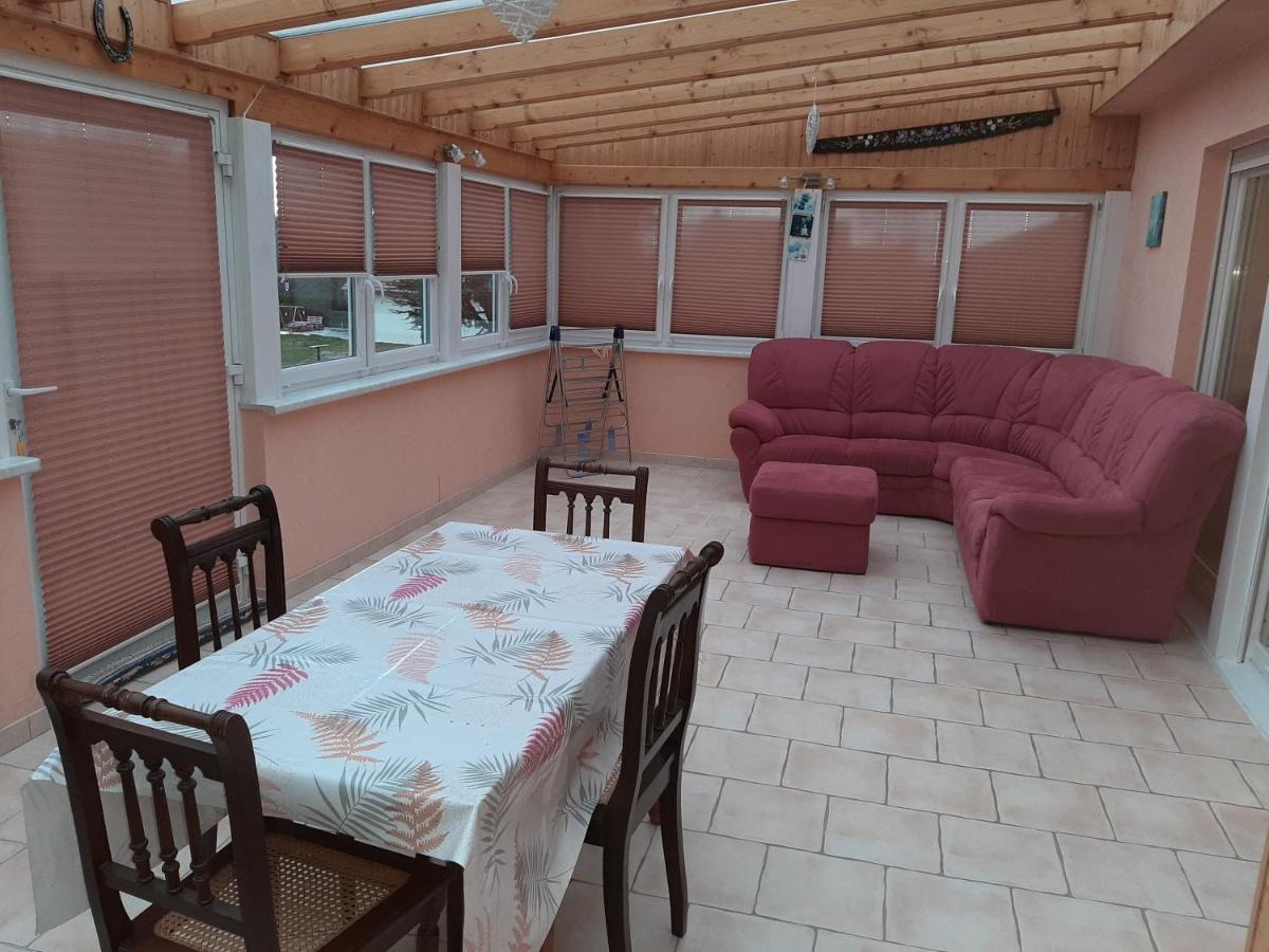 Gite Chez Lucie Guntzviller 外观 照片